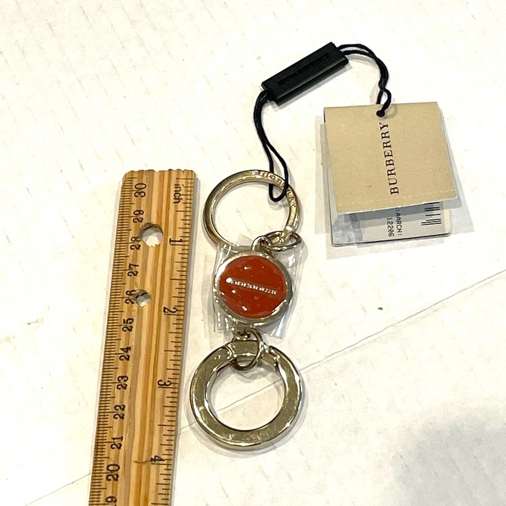 BURBERRY keychain ring plaque logo MADE IN ITALY New - Picture 7 of 11